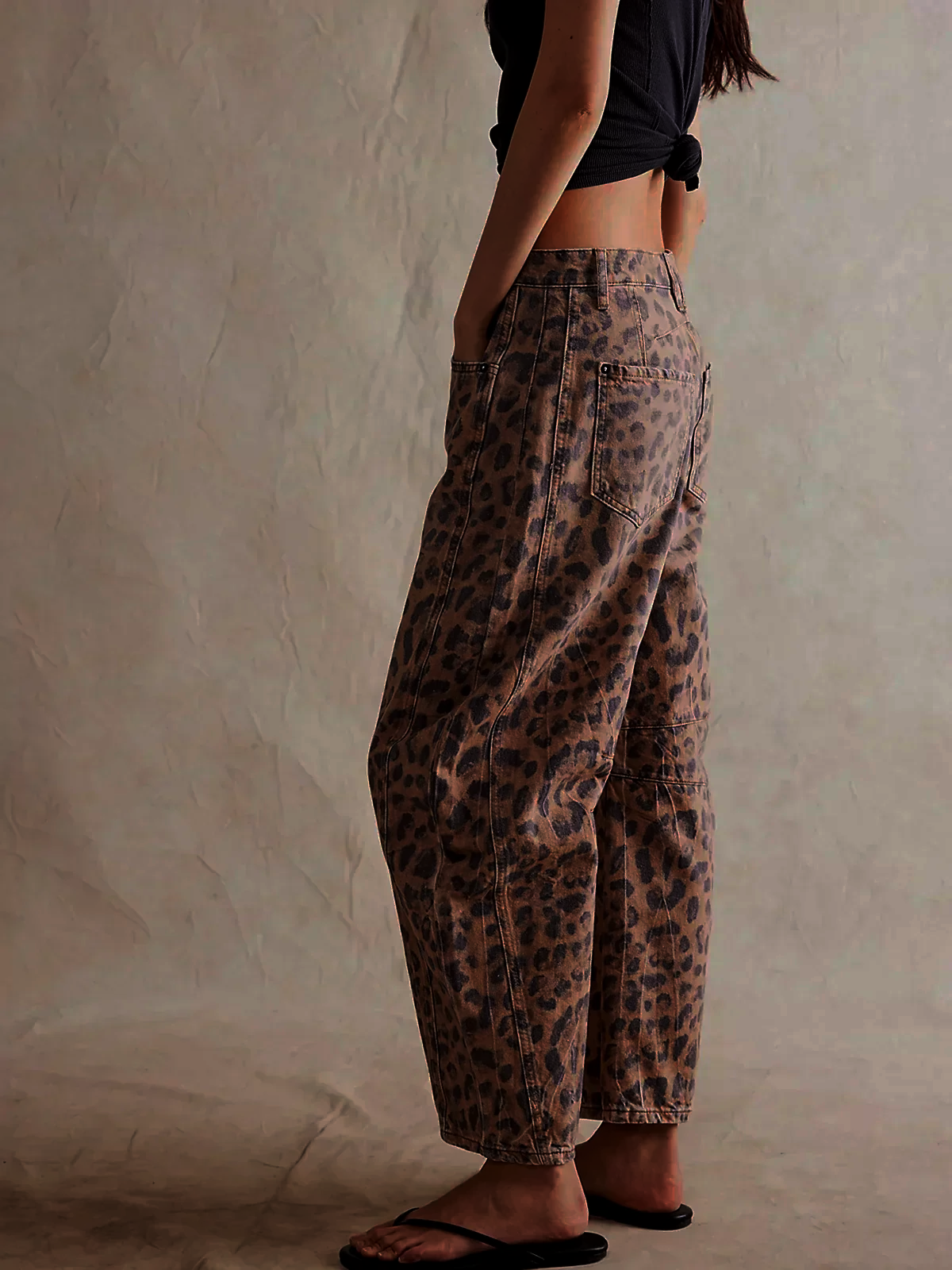 Dames Jeans Met Wijde Pijpen En Opvallende Print