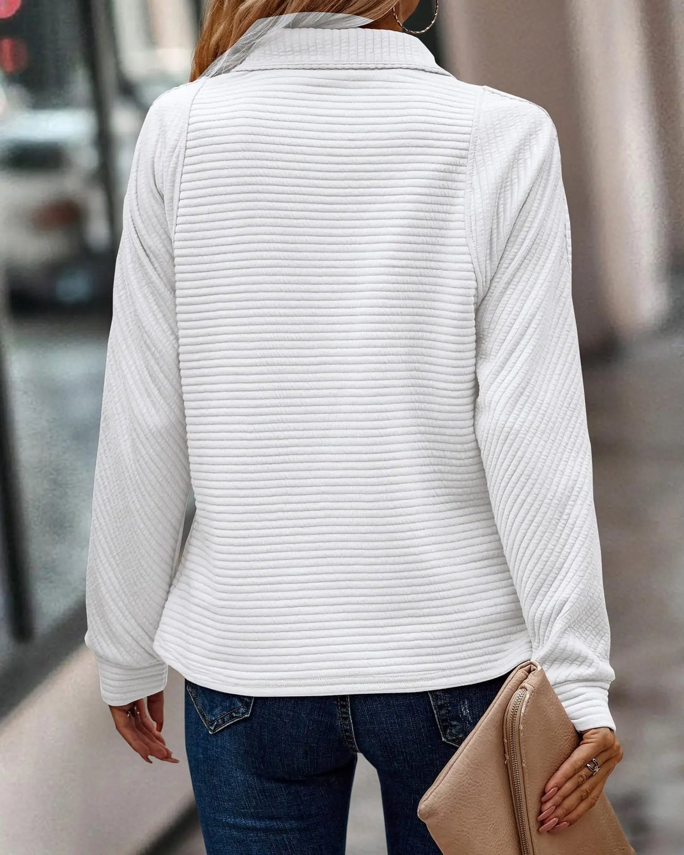 Women's V-neck jumper met zip detail
