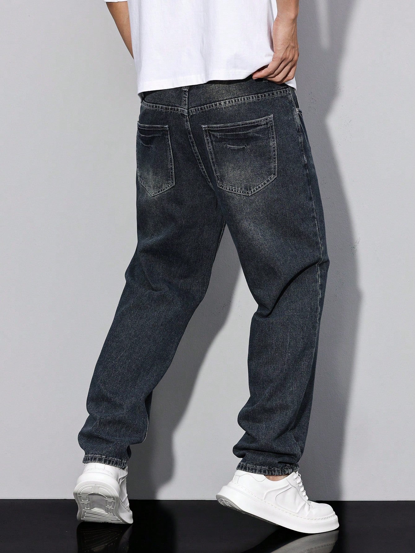 Men’s denim pants relaxed fit